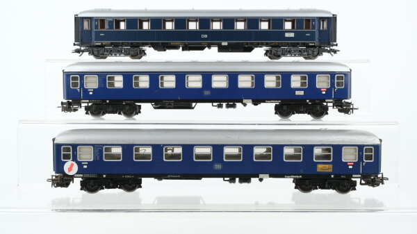 Märklin H0 Konvolut Personenwagen 1.Kl. blau DB