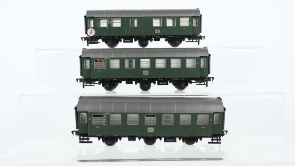 Fleischmann H0 Konvolut Personenwagen 2.Kl. Personenwagen mit Gepäckabteil 2.Kl. 3achsig DB