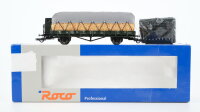 Roco H0 66345 Niederbordwagen mit Bremserhaus und Ladung...