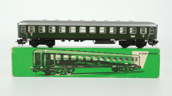 Märklin H0 4022 Personenwagen 2.Kl. grün DB