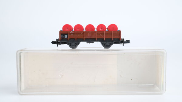 Minitrix N 51 3513 00 Niederbordwagen mit Ladung DB