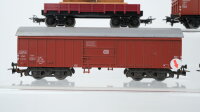 Märklin H0 Konvolut Hochbordwagen, Niederbordwagen mit Fässer, Schwenkdachwagen DB/u.a.