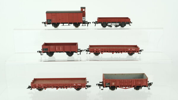 Fleischmann H0 Konvolut Niederbordwagen, Hochbordwagen, gedeckter Güterwagen mit Bremserhaus DB