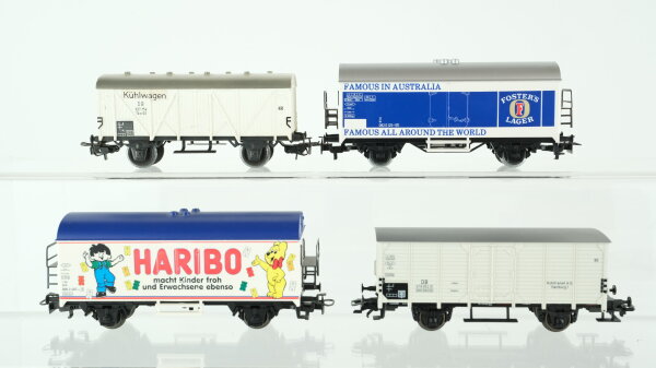 Märklin H0 Konvolut Kühlwagen, Kühlwagen "Haribo" Bierwagen "Fosters Lager", gedeckter Güterwagen DB