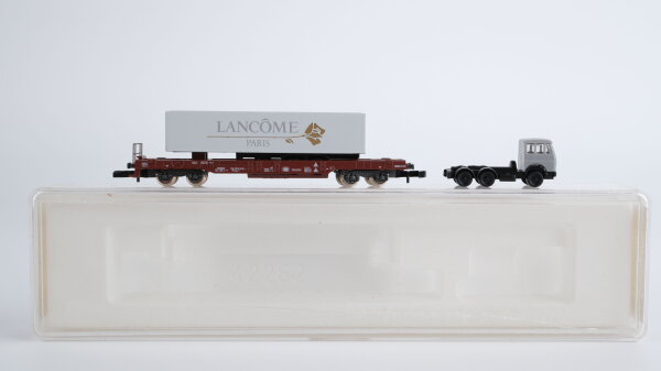Märklin Z 8618 Huckepackwagen mit Auflieger "LANCOME Paris" + LKW DB