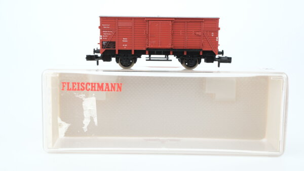 Fleischmann N 8360 Güterwagen gedeckt (65864 G10) DB