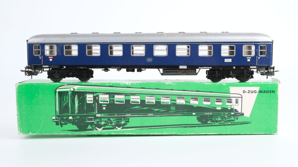 Märklin H0 4027 Reisezugwagen (dunkelblauer Wagenkasten) A4ümg der DB