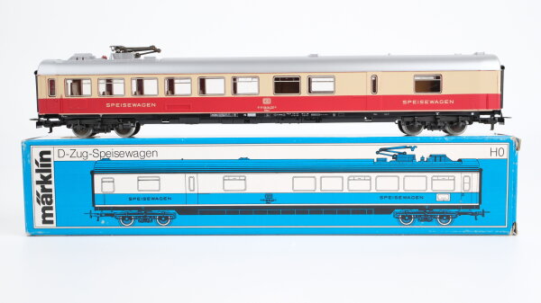 Märklin H0 4153 Reisezugwagen (IC,EC-Speisewagen) WRmz 135 der DB