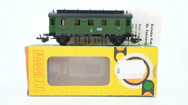 BTTB TT 3122 Personenwagen mit geschl. Bühne 2. Kl.