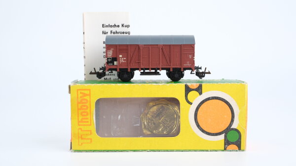 BTTB TT 4110 Güterwagen gedeckt