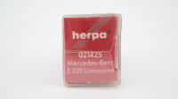 Herpa H0 021425 Mercedes-Benz E 320 Limousine weiß