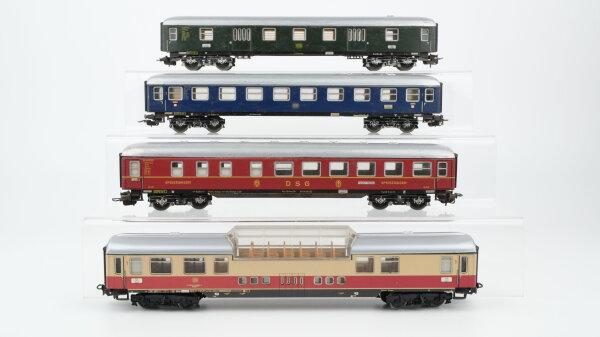 Märklin H0 Konvolut Panoramawagen "TEE" 1. Kl,, Personenwagen 1. Kl. blau, Speisewagen "DSG" rot, Gepäckwagen grün DB