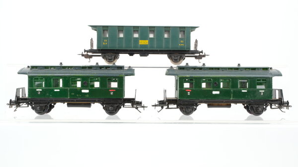 Unbekannt H0 Konvolut 2 Personenwagen 2. Kl., Personenwagen 3. Kl.