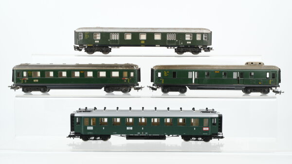 Märklin H0 Konvolut 2 Gepäckwagen, Abteilwagen 3. Kl., Personenwagen 2. Kl. DB/u.a.
