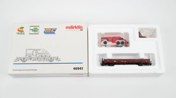 Märklin H0 46941 Rungenwagen mit Feuerwehr-Kranwagen  Rlmms 58 der DB