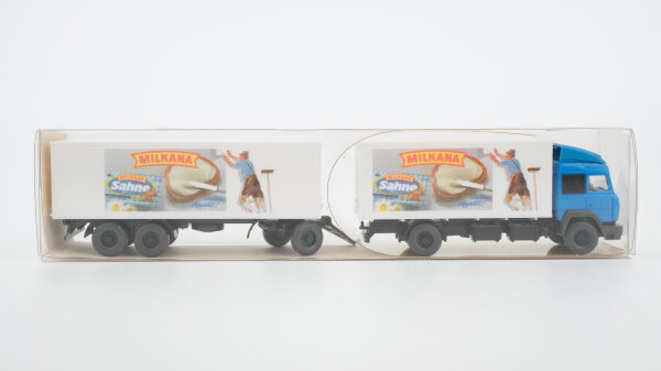 Wiking H0 29475 Iveco 190.36 Koffer-Fernlastzug "Milkana"