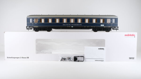 Märklin Spur 1 58132 Schnellzugwagen "17 469 Kar" 3.Kl. blau 4-achsig DB