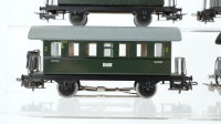 Märklin H0 Konvolut 2 Personenwagen 2.Kl. Blech, 1 Personenwagen 2.Kl. Blech mit Zugschluss, 1 Personenwagen "327 SBB+CFF" 3.Kl. Blech DB/SBB-CFF (Beleuchtung ungetestet)