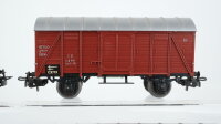 Märklin H0 Konvolut 4 gedeckte Güterwagen, 1 gedeckter Güterwagen mit beleuchtetem Zugschluss DB