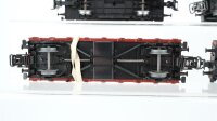 Märklin H0 Konvolut 1. Kranwagen "Krupp-Ardelt" und 1 Kranschutzwagen, 1 Rungenwagen mit Baumstämmen, 1 Flachwagen mit hist. LKW DB (Unvollständig)