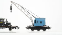Märklin H0 Konvolut 1. Kranwagen "Krupp-Ardelt" und 1 Kranschutzwagen, 1 Rungenwagen mit Baumstämmen, 1 Flachwagen mit hist. LKW DB (Unvollständig)