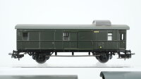 Märklin H0 Konvolut 1 Personenwagen 2.Kl, 1 Packwagen "4003", 1 Packwagen "4003" mit Zugschluss beleuchtet Nebenbahn
