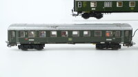 Märklin H0 Konvolut 2 Personenwagen 2.Kl. grün beleuchtet, 1 Packwagen grün beleuchtet, DB (Beleuchtung ungetestet)