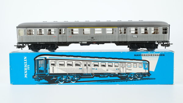 Märklin H0 4083 Reisezugwagen (Silberling) 1./2.Kl. AB4nb / ABnb 703 / ABnr der DB