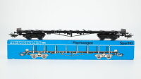 Märklin H0 4663 Flachwagen mit Rungen DB