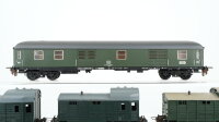 Unbekannt H0 Konvolut 3 Personenzugbegleitwagen, 1 Packwagen, 1 Abteilwagen 1./2.Kl. beige/oceanblau DB