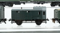 Unbekannt H0 Konvolut 3 Personenzugbegleitwagen, 1 Packwagen, 1 Abteilwagen 1./2.Kl. beige/oceanblau DB