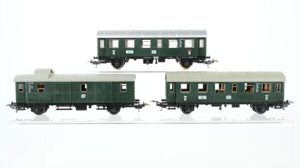 Lima H0 Konvolut 2 Personenwagen 1.Kl., 1 Packwagen DB