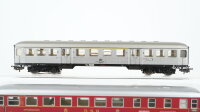 Märklin H0 Konvolut 2 Speisewagen "DSG", 1 Personenwagen 2.Kl. grün beleuchtet, 1 Personenwagen "Silberling" 1./2.Kl. beleuchtet, 1 Personenwagen 1.Kl. blau beleuchtet DB (ungetestet)