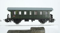 Märklin H0 Konvolut 2 Personenwagen 2.Kl. grün, 2 Personenzugbegleitwagen grün DB (Abbruch)