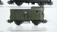 Märklin H0 Konvolut 2 Personenwagen 2.Kl. grün, 2 Personenzugbegleitwagen grün DB (Abbruch)