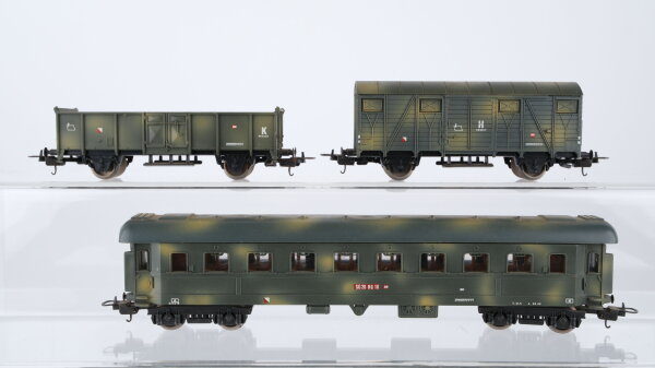 Lima H0 Konvolut geschlossener Güterwagen, offener Güterwagen, Personenwagen Militär