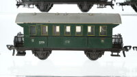 Fleischmann H0 Konvolut 4 Personenwagen 2. Kl., 2 Packwagen DB/K.P.E.V.