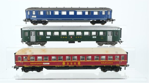 Fleischmann H0 Konvolut Schlafwagen, Personenwagen 1./2. Kl., Personenwagen 2. Kl. DSG/NS/SBB-CFF