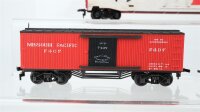 Life-Like Trains / Pocher / Tyco H0 Konvolut 2 gedeckte Güterwagen (Missouri Pacific, Spirit of 76), Tankwagen "Allied Chemical", Flachwagen "Trailer Train", Flachwagen mit Stirnwand "The Southern Railroad" USA