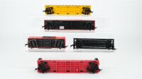 Life-Like Trains / Pocher / Tyco H0 Konvolut 2 gedeckte Güterwagen (Missouri Pacific, Spirit of 76), Tankwagen "Allied Chemical", Flachwagen "Trailer Train", Flachwagen mit Stirnwand "The Southern Railroad" USA