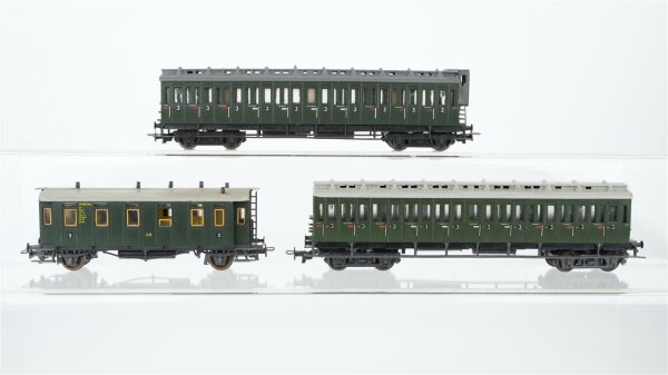 Liliput H0 Konvolut Abteilwagen 3. Kl., Abteilwagen 3. Kl. mit Bremserhaus, Personenwagen 3. Kl. DR/u.a. (Abbrüche)