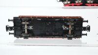 Märklin H0 Konvolut Niederbordwagen mit Boot, Autotransportwagen mit 4 Autos, Tender mit Kohle DB/FS