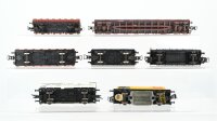 Piko/Roco/u.a. H0 Konvolut Niederbordwagen 4-achsig, Rungenwagen, gedeckter Güterwagen "Pivovar Brauerei", Niederbordwagen, Hochbordwagen, Kesselwagen "Shell" mit Schienenreiiger, Niederbordwagen mit Hubschrauber ÖBB/SNCF/CSD/DR/RN