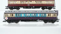 Fleischmann H0 Konvolut Abteilwagen "41 967" 3.Kl. beige/braun, Abteilwagen "30 597" mit Bremserhaus 2./3.Kl. beige/lila DR (Abbruch)