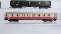 Märklin H0 Konvolut Packwagen 4-achsig grün, Personenwagen 1./2.Kl. grün, Personenwagen 2.Kl. grün, 2 Abteilwagen "TEE" 1.Kl. beleuchtet beige/rot DB (ungetestet)
