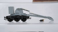 Unbekannt H0 Konvolut Kranwagen grau, Kesselwagen "Shell", Hochbordwagen, Selbstentladewagen "E 433", Silowagen "Röwa Beton Abstandhalter" DB/DR