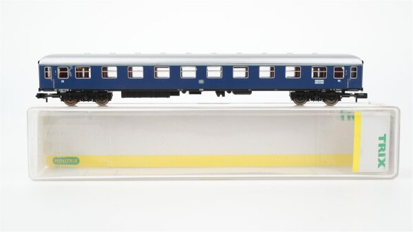 Minitrix N 13370K Schnellzugwagen 1. Kl A4üm-54 DB
