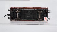 Roco H0 Konvolut 2 geschlossene Güterwagen, Niederbordwagen (Patiniert), 2 Rungenwagen DB (Rungen fehlen)