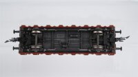 Roco H0 Konvolut 2 geschlossene Güterwagen, Niederbordwagen (Patiniert), 2 Rungenwagen DB (Rungen fehlen)