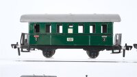 Fleischmann H0 Konvolut 2 Personenwagen 2. Kl, 2 Gepäckwagen DB/u.a.